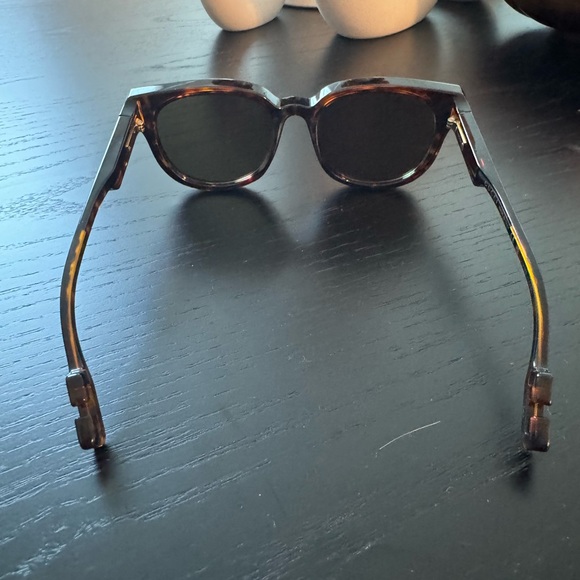 Gucci square frame sunglasses - Picture 10 of 10